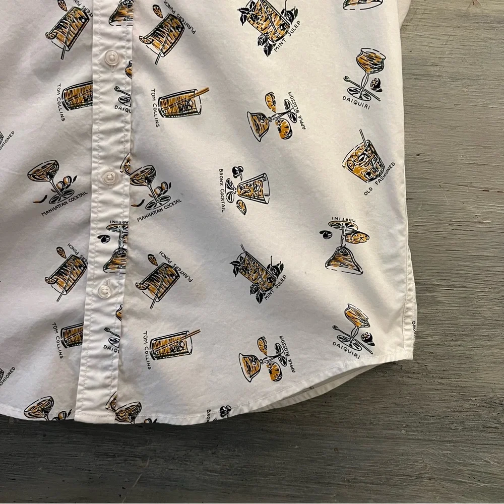 J. Crew Men’s Flex Washed Vintage Cocktail Print‎ Button Down Shirt Medium LN